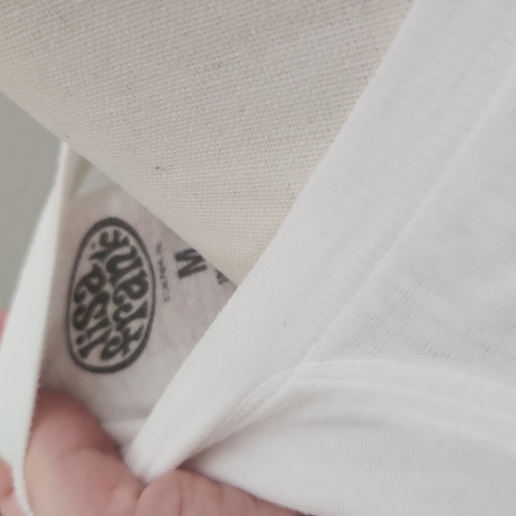 Lisa Frank tee - Picture 2 of 4